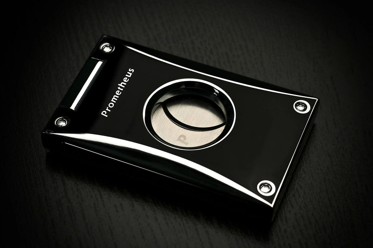 Prometheus Cutter H21 double blade cigar cutter in black lacquer and chrome, closed