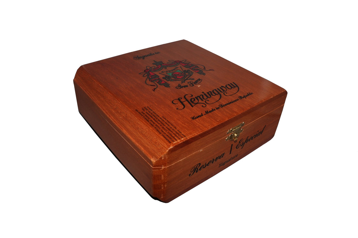Arturo Fuente Hemingway Signature Natural — Sun of a Gun Cigars, Yuma Arizona