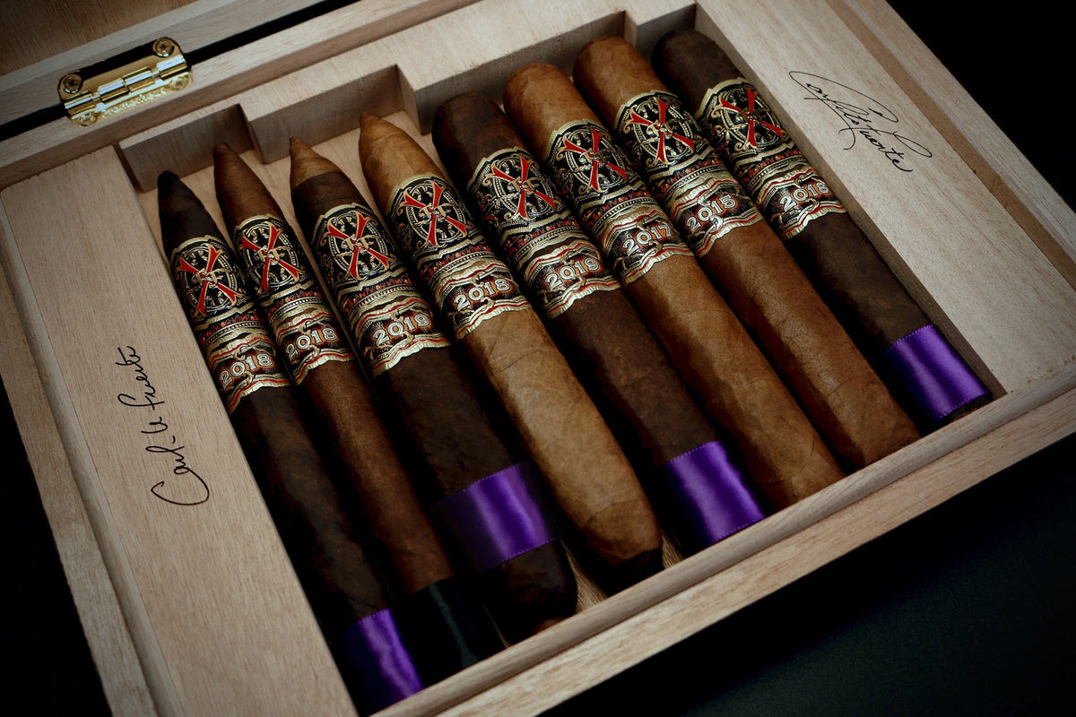 Arturo Fuente Opus X Opus8 cigar, view 3