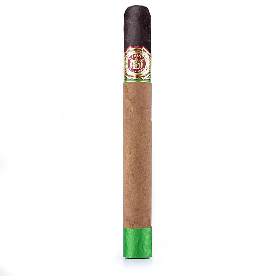 Arturo Fuente Añejo Reserva No. 888 Sampler cigar, view 2