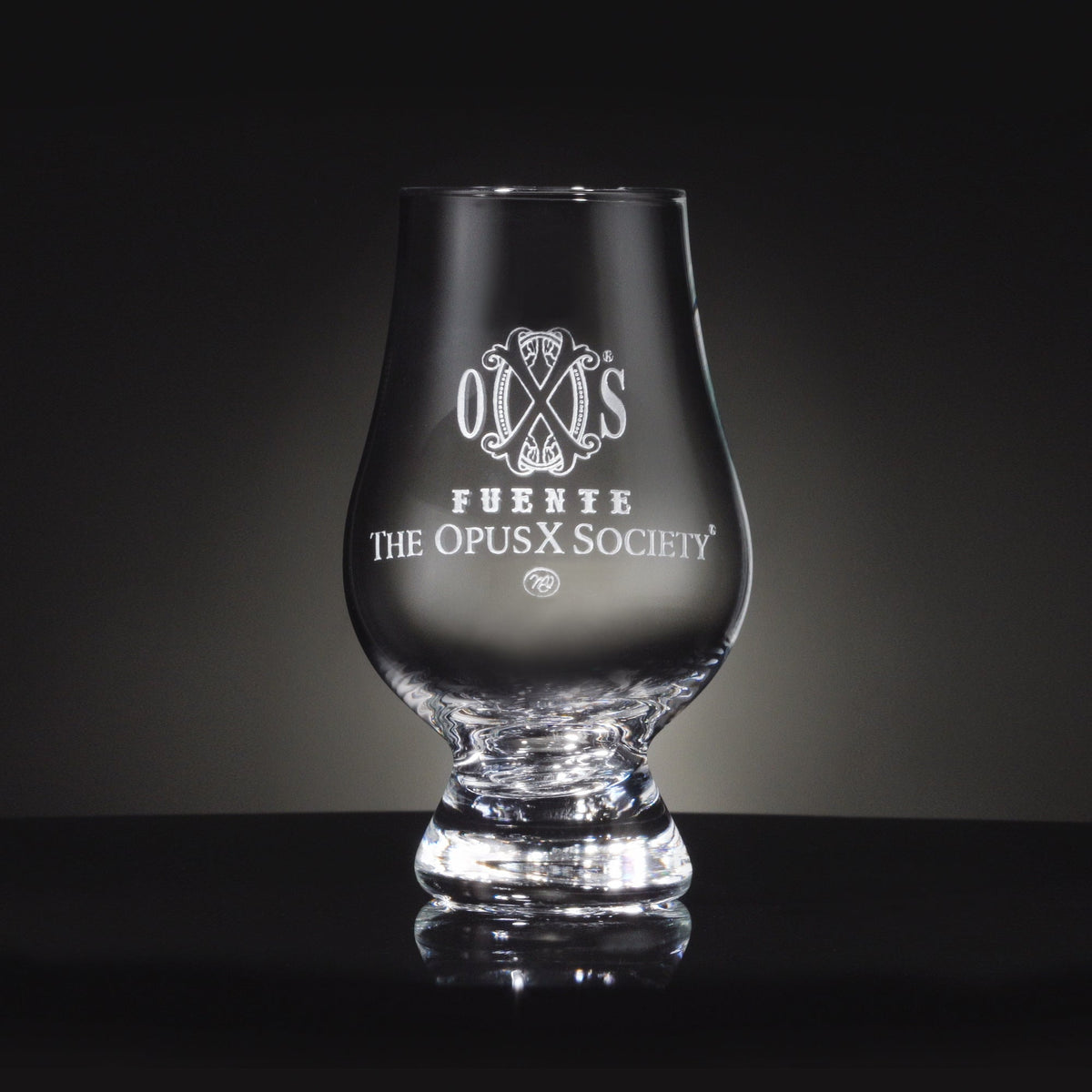 OpusX Society Glencairn whisky glass sand-carved with the OXS emblem and Fuente The OpusX Society