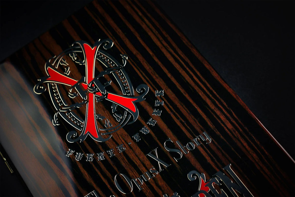 OpusX Story macassar ebony travel humidor by Prometheus
