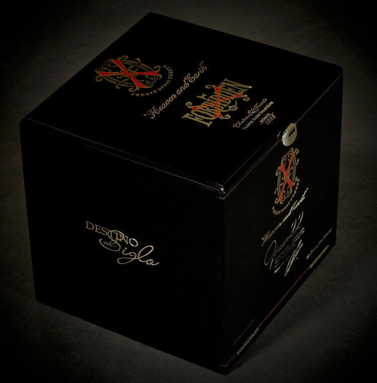 Arturo Fuente Opus22 cigar, view 2
