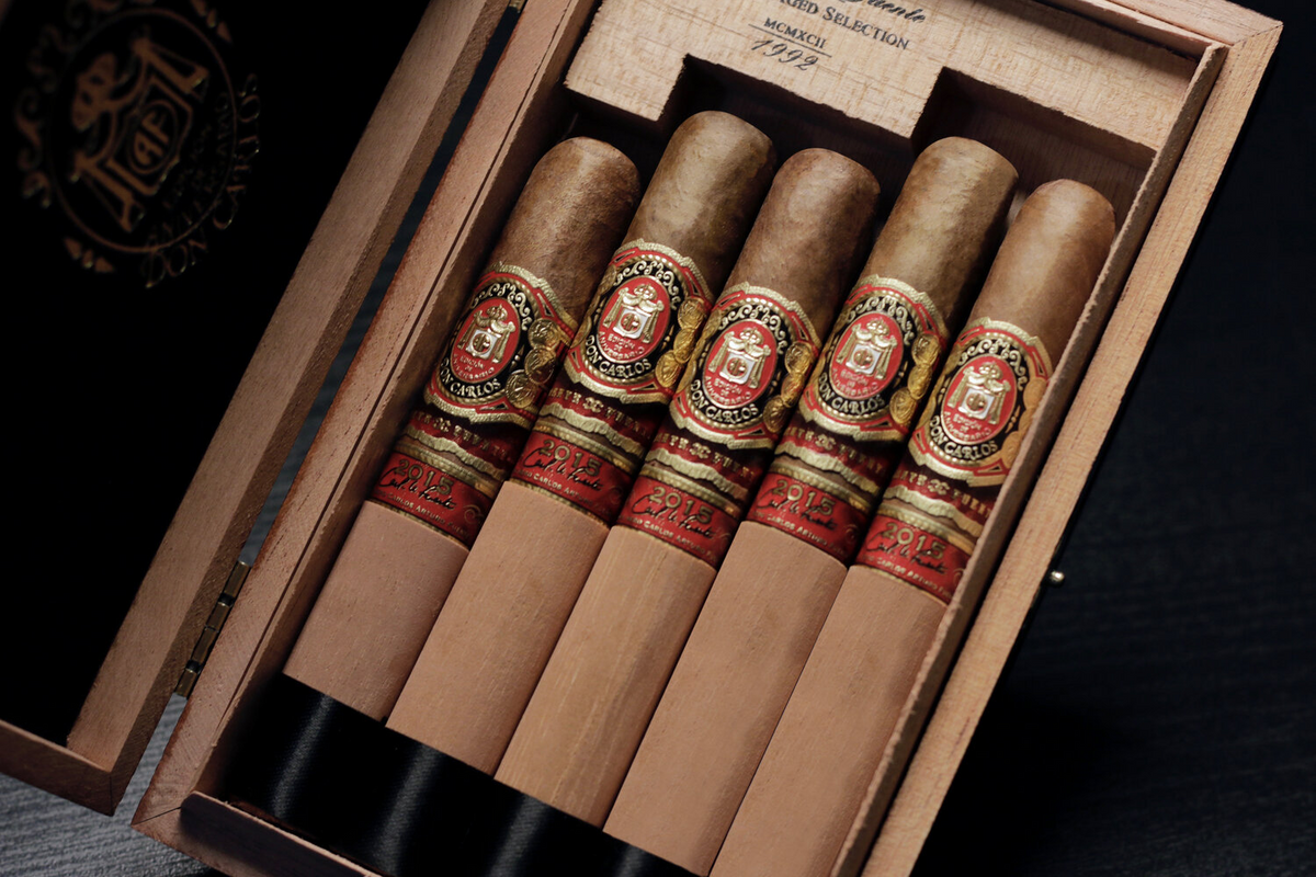Arturo Fuente Don Carlos Edicion de Aniversario 5-Cigar Assortment cigar
