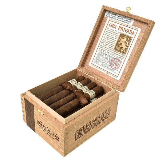 Liga Privada T52 Toro cigars, Sun of a Gun Yuma