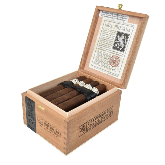 Liga Privada No. 9 Toro cigars, Sun of a Gun Yuma