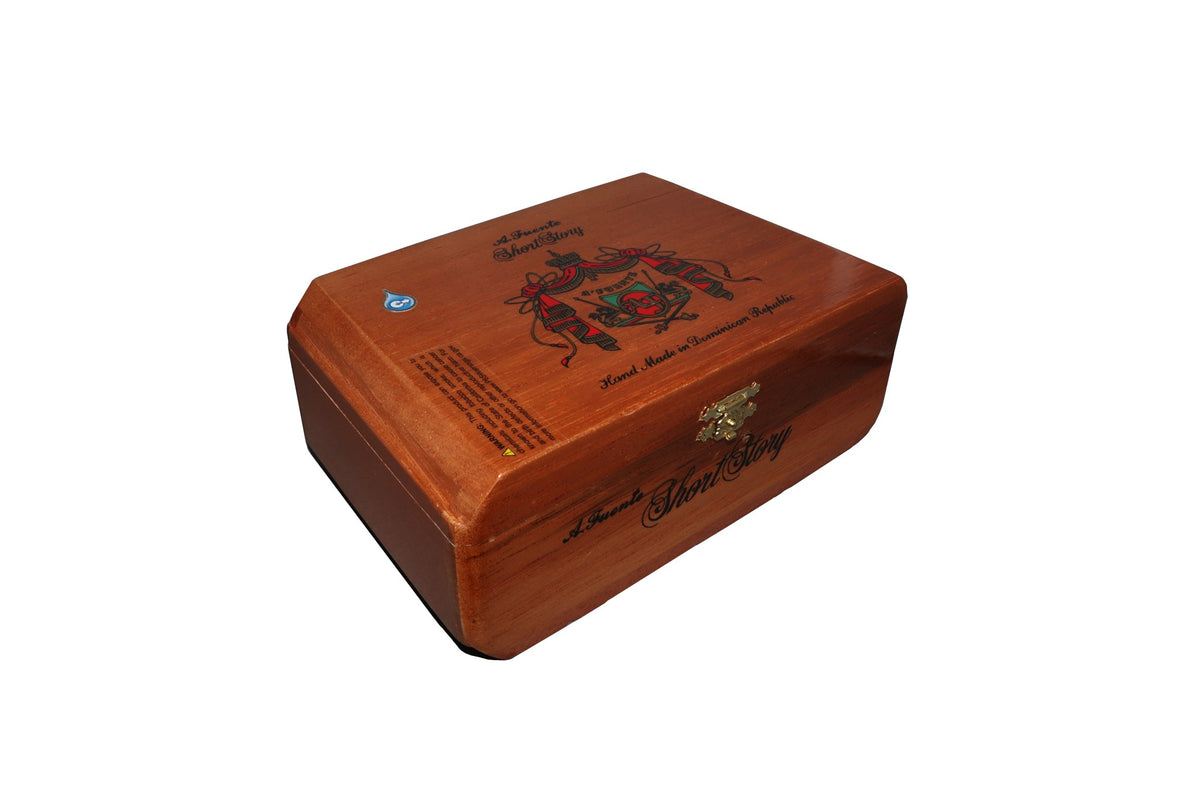 Arturo Fuente Hemingway Short Story Natural — Sun of a Gun Cigars, Yuma Arizona