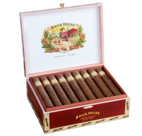 Brick House Natural Mighty Mighty cigar, open box