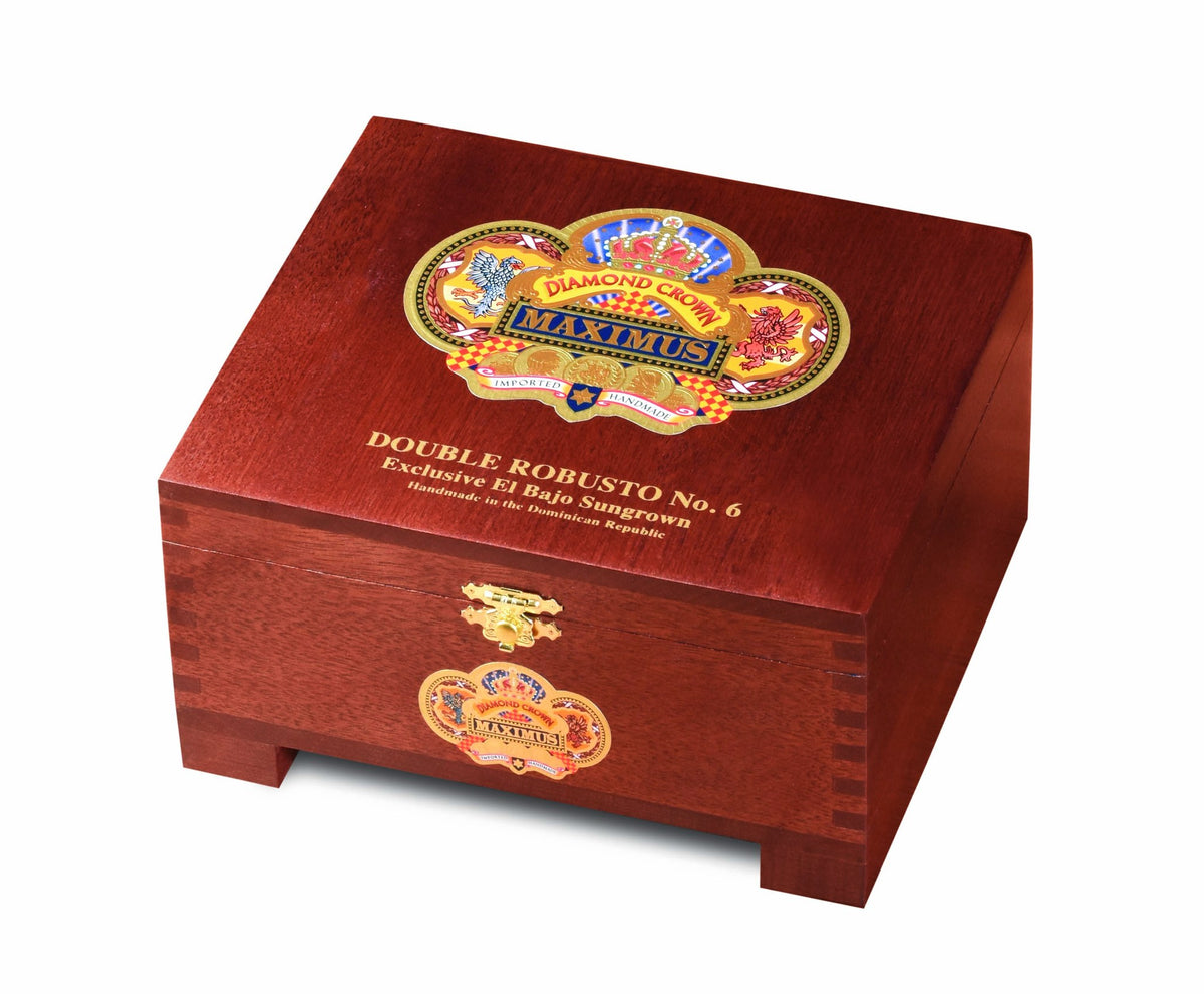 Diamond Crown Maximus Double Robusto No. 6 cigar, box
