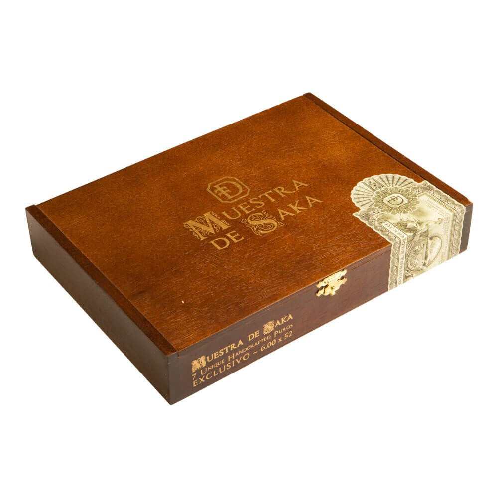 Muestra de Saka Exclusivo — Sun of a Gun Cigars, Yuma Arizona
